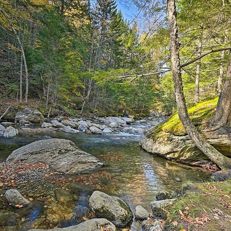 Remote Cabin With Fire Pit 3 Miles To Stowe Mtn! Exterior photo