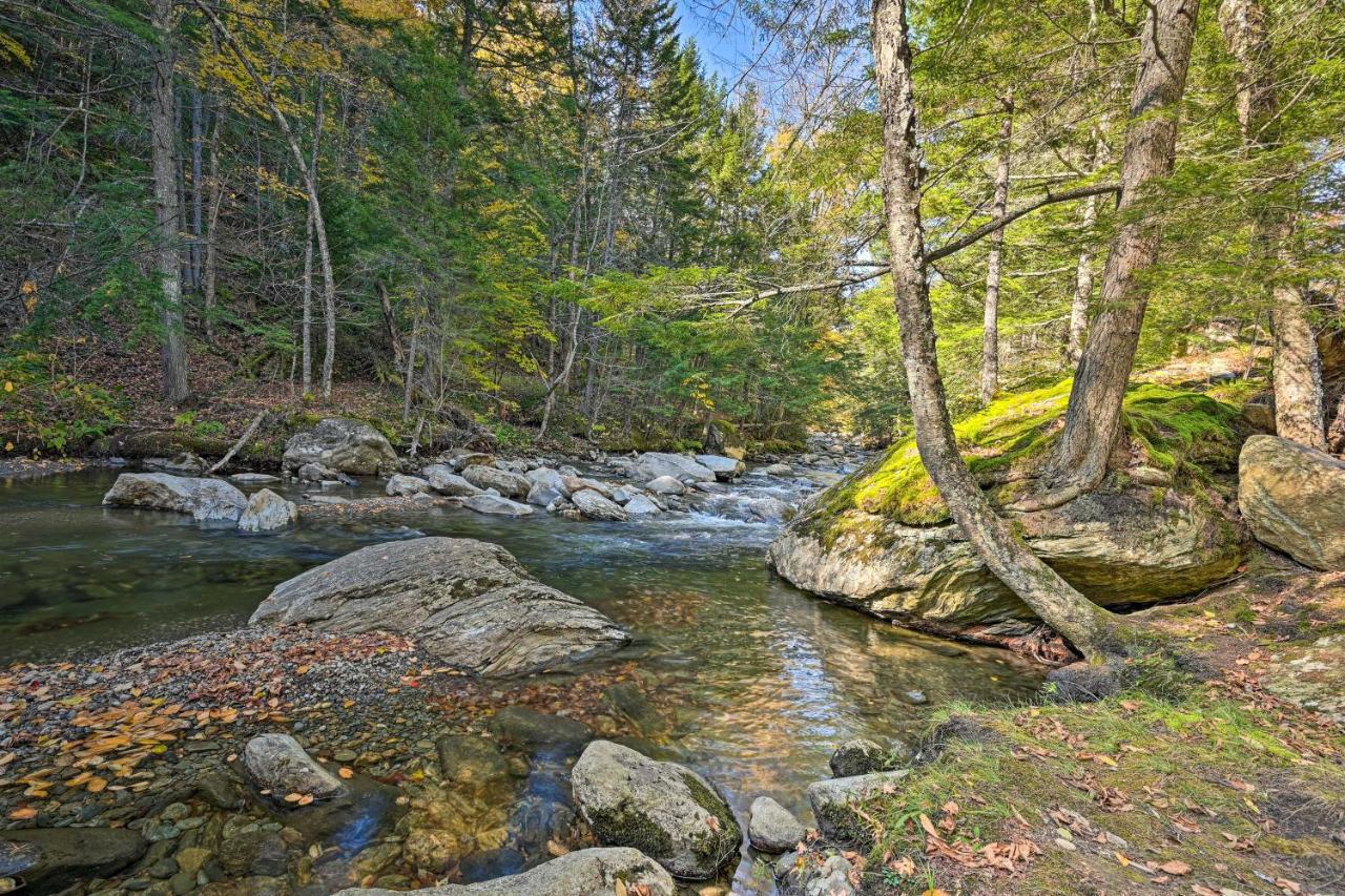 Remote Cabin With Fire Pit 3 Miles To Stowe Mtn! Exterior photo